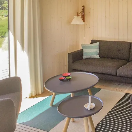 Three-bedroom In Dom wakacyjny *